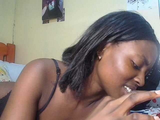 Lustyxo live cam on BongaCams