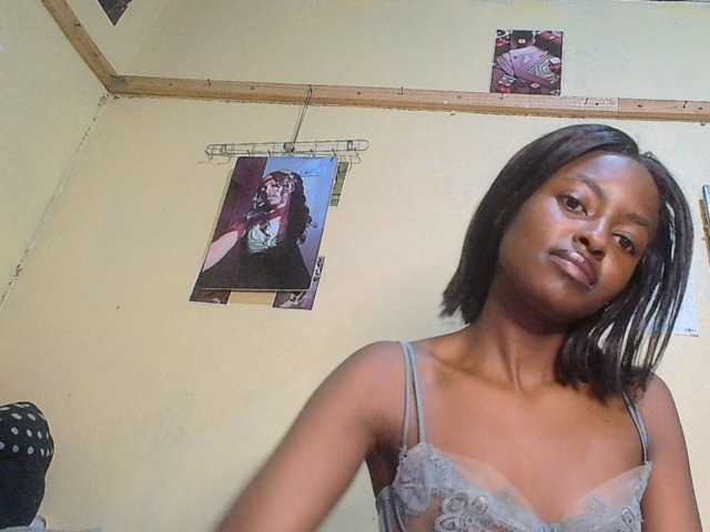Lustyxo live cam on BongaCams