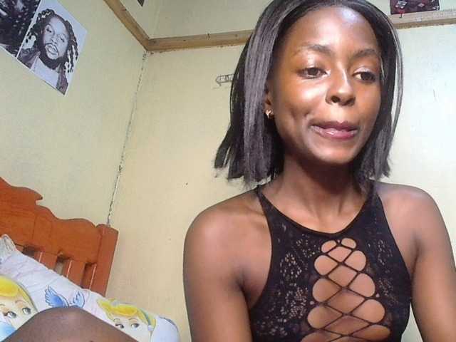 Lustyxo live cam on BongaCams
