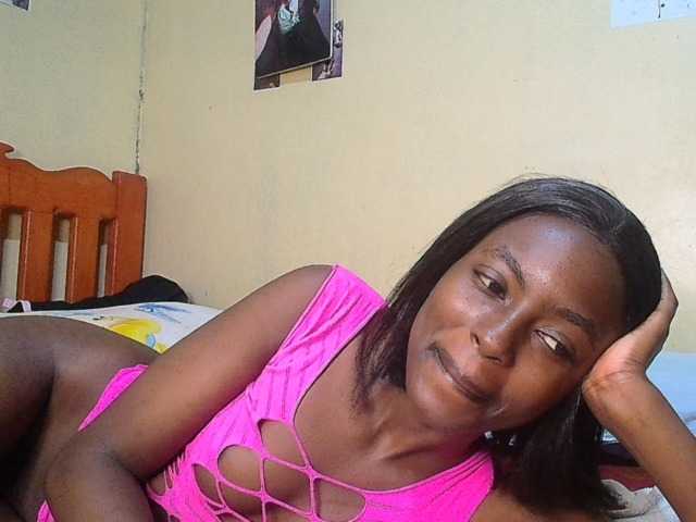 Lustyxo live cam on BongaCams