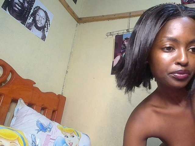 Lustyxo live cam on BongaCams