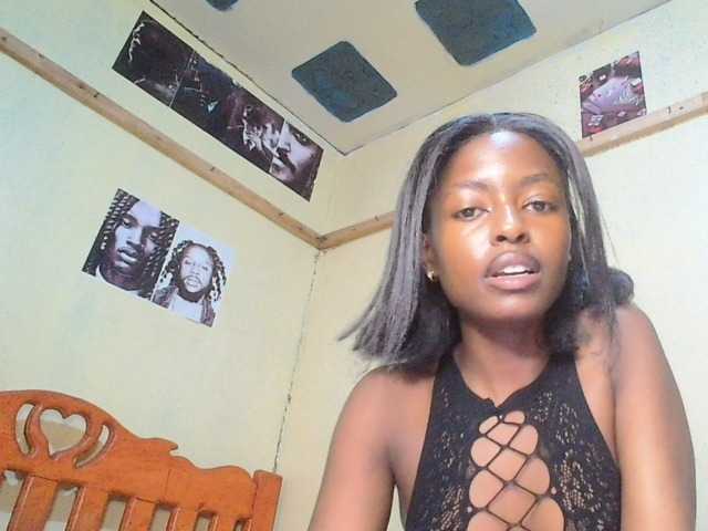 Lustyxo live cam on BongaCams