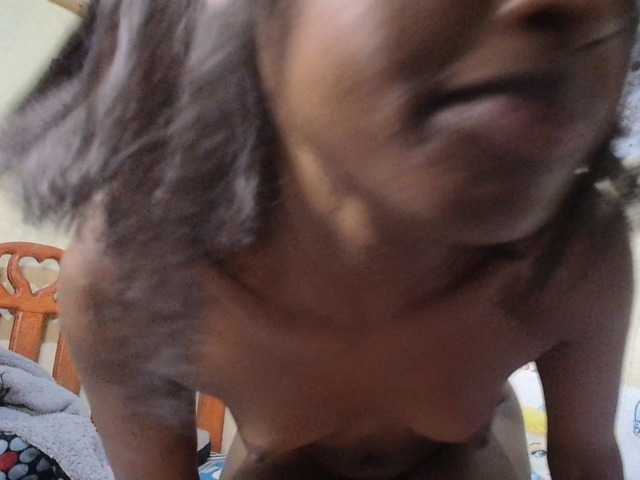 Lustyxo live cam on BongaCams