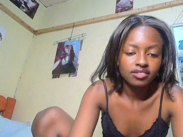 Lustyxo live cam on BongaCams