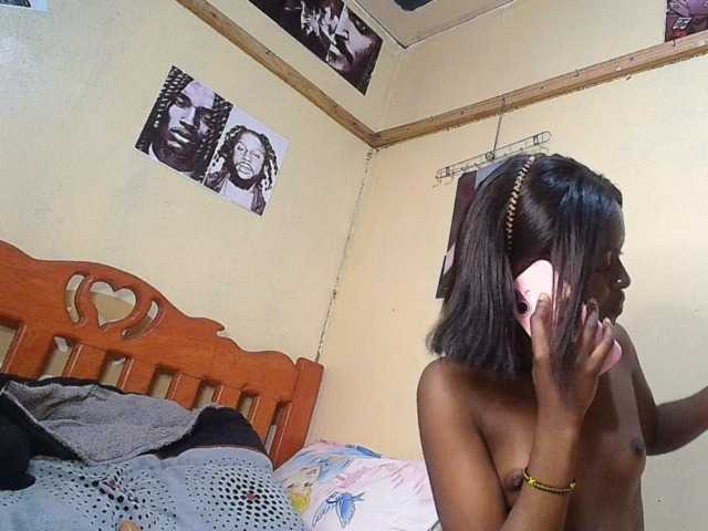 Lustyxo live cam on BongaCams