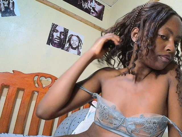 Lustyxo live cam on BongaCams