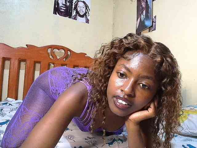 Model: Lustyxo