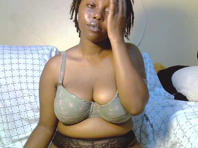 pecky live cam on BongaCams