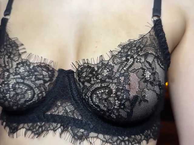 ElaneTadman live cam on BongaCams