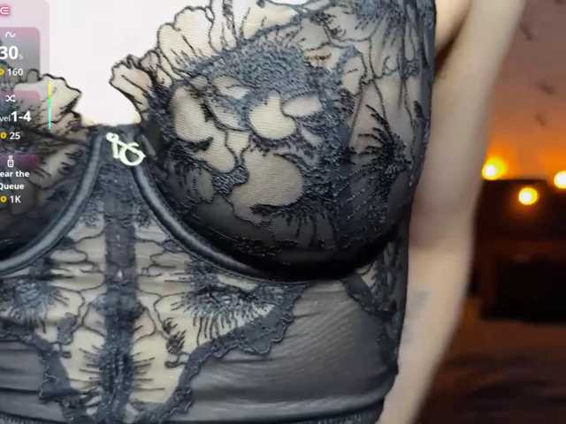 ElaneTadman live cam on BongaCams