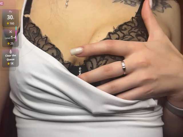 ElaneTadman live cam on BongaCams