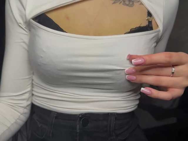 ElaneTadman live cam on BongaCams