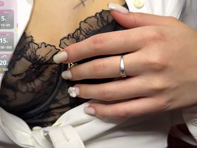 ElaneTadman live cam on BongaCams