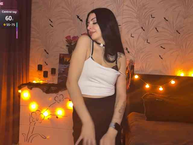 ElaneTadman webcam