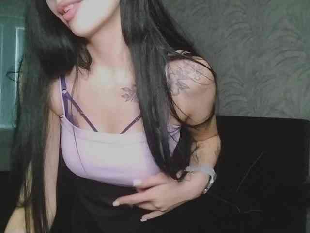 ElaneTadman webcam