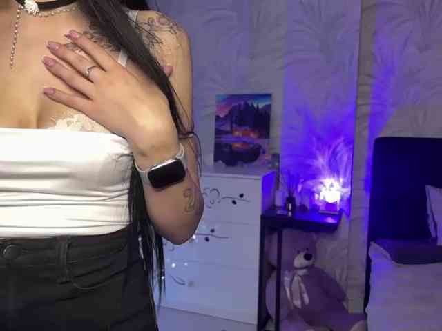 ElaneTadman webcam