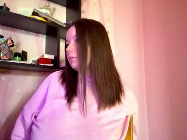 EstherChaleun live cam on BongaCams