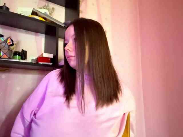 EstherChaleun webcam