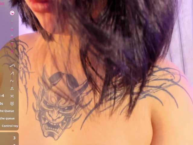 EmiilyCooper live cam preview