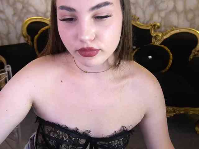 MilanaCelest webcam