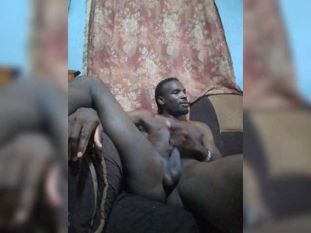 bigcurved — live male cam
