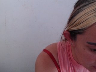 danielasquirt Porn Show
