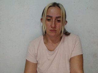 danielasquirt Porn Show