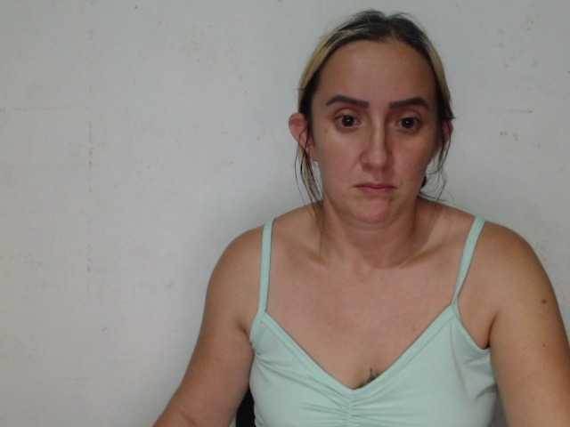 danielasquirt live cam on BongaCams