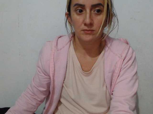 danielasquirt webcam bongacams model stream image