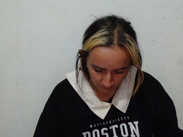 danielasquirt live cam on BongaCams