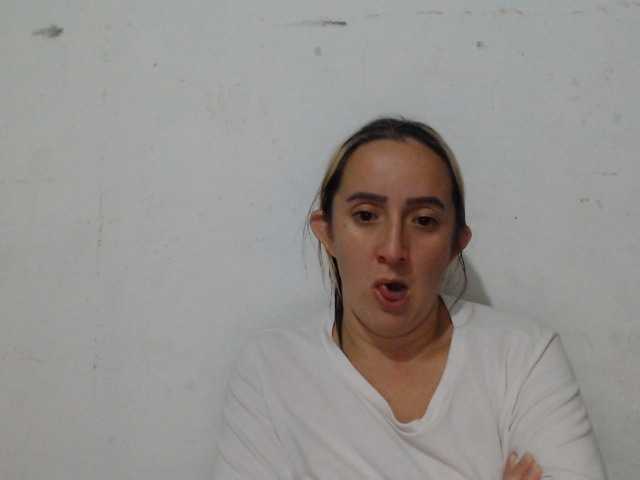 danielasquirt live cam on BongaCams