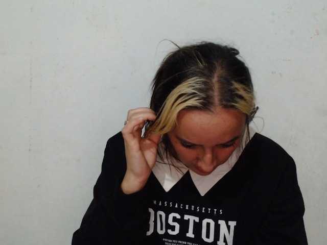 danielasquirt — live female cam