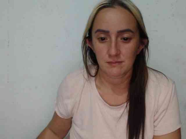 danielasquirt webcam