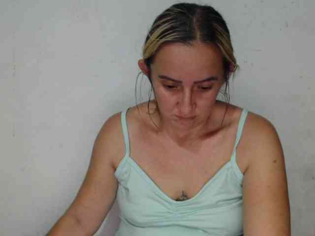 danielasquirt webcam