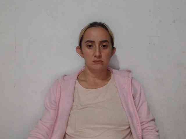 danielasquirt webcam