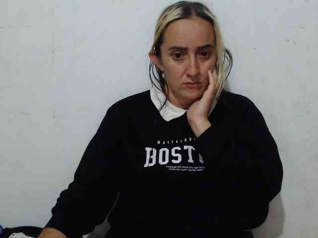 danielasquirt webcam