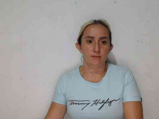 danielasquirt webcam