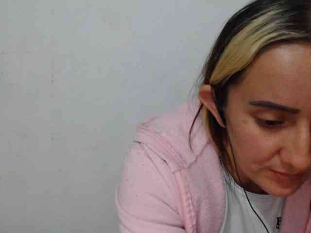 danielasquirt webcam
