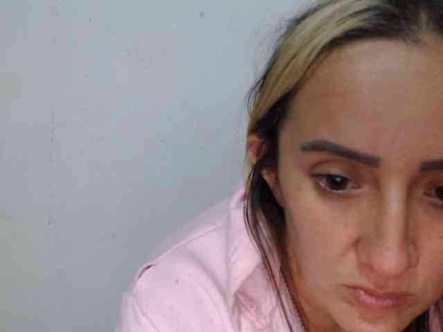 danielasquirt webcam