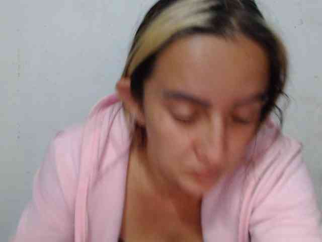 danielasquirt webcam