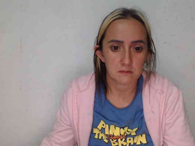 danielasquirt webcam