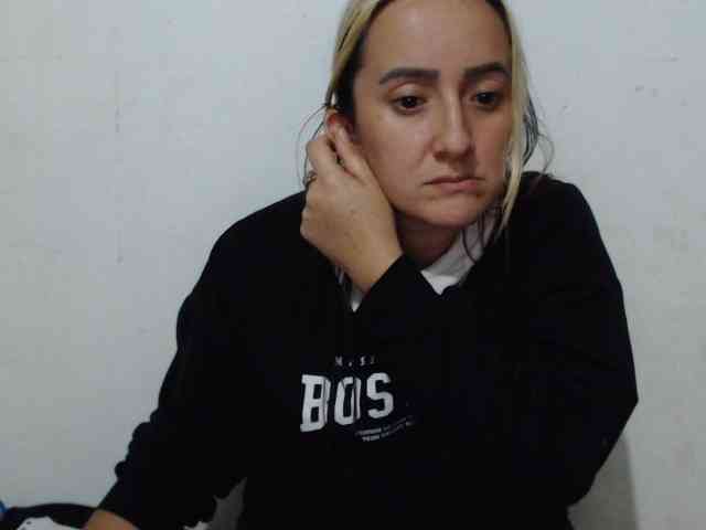 danielasquirt webcam