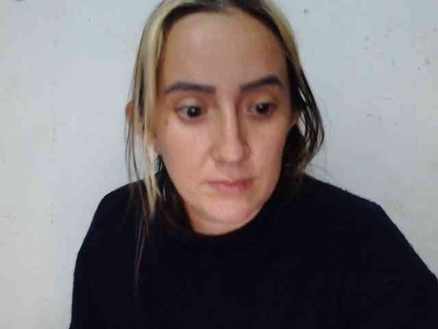 danielasquirt webcam