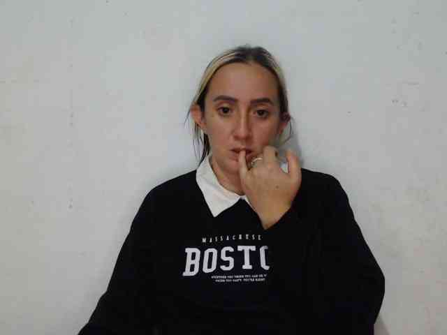danielasquirt webcam