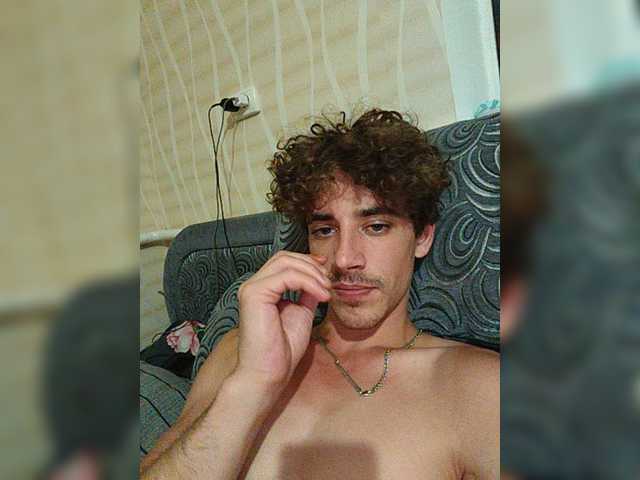 LeoMoolah live cam preview