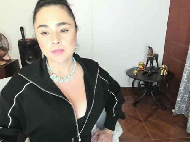 PAULINAXXX webcam