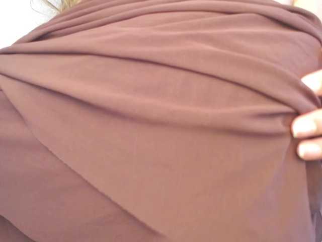 HeyMilani live cam on BongaCams