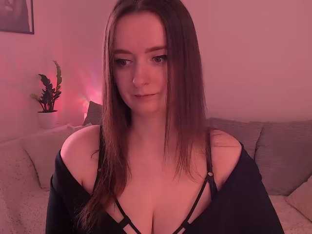 MiaMuuurr live cam on BongaCams