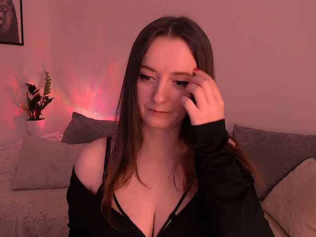 MiaMuuurr live cam on BongaCams