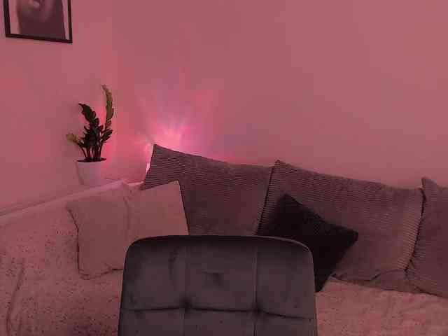 MiaMuuurr webcam